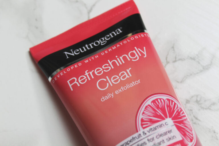 Neutrogena Refreshingly Clear Daily Exfoliator150 Ml